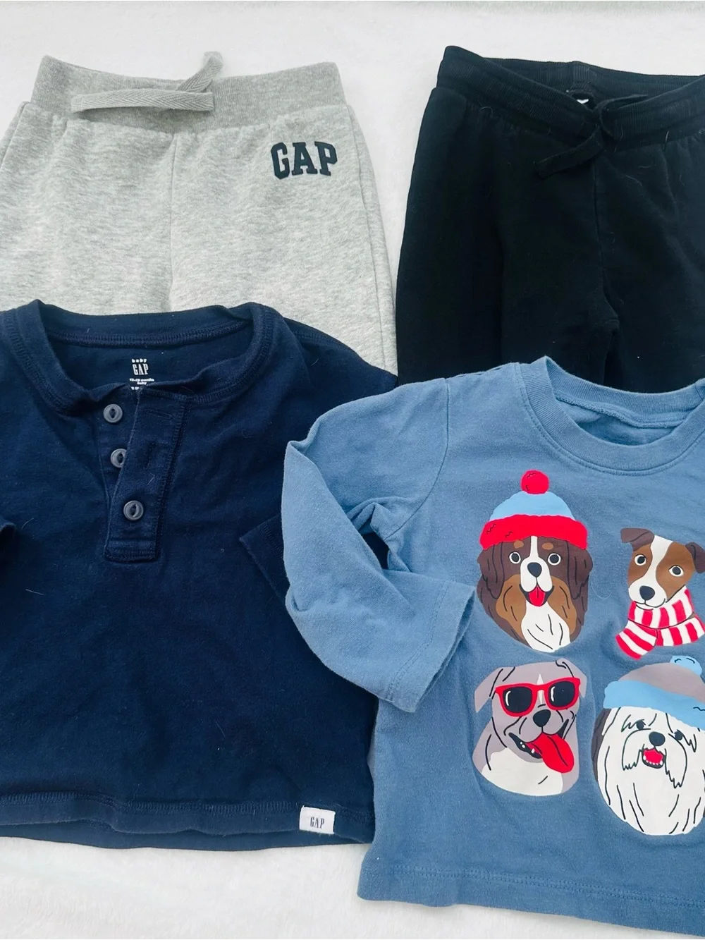 GAP & H&M outfit bundle , lot of 4 items long sleeve and pants